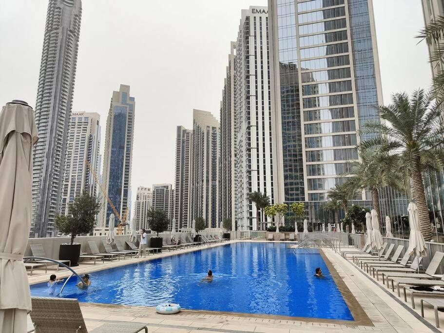 Burj View - 10 Minutes Walk Dream Lux Designer 3bd Vakantiehuis